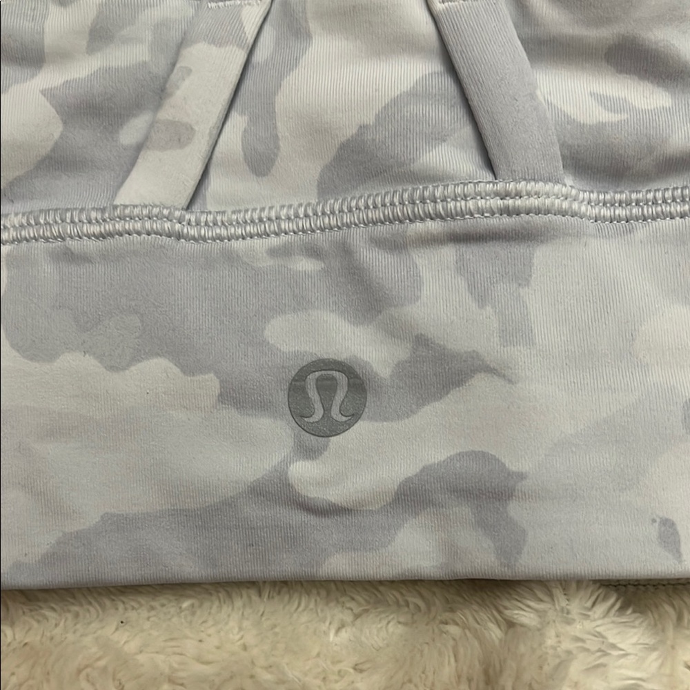 Lululemon Athletic Set - Picture 2 of 5